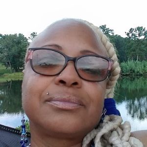 Meet your Posher, Joyce